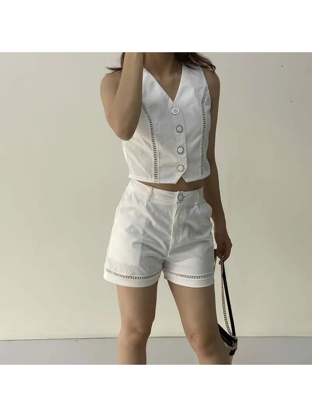 Unbranded Two piece White Women's Shorts and vest set size large - Picture 2 of 10